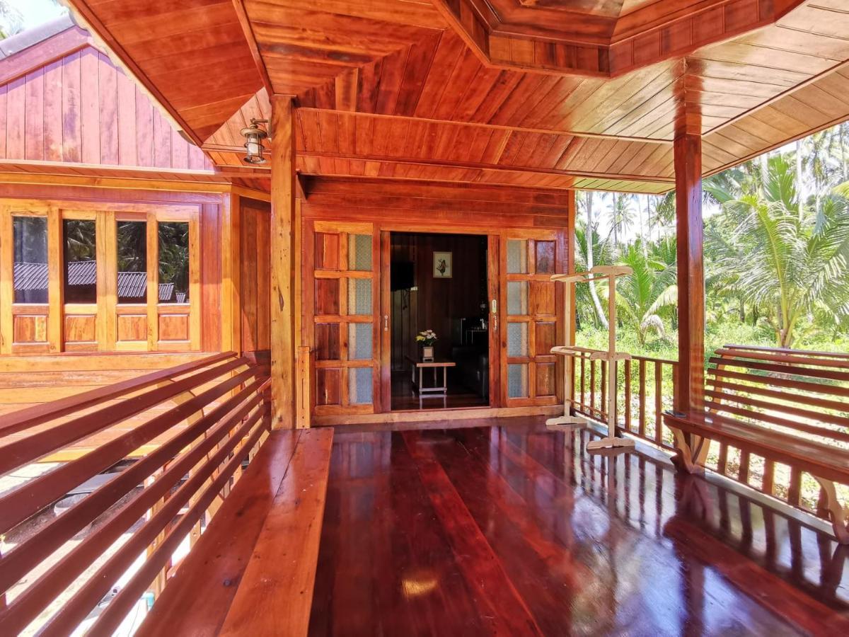 Walk In Homestay Ko Kut Exterior foto