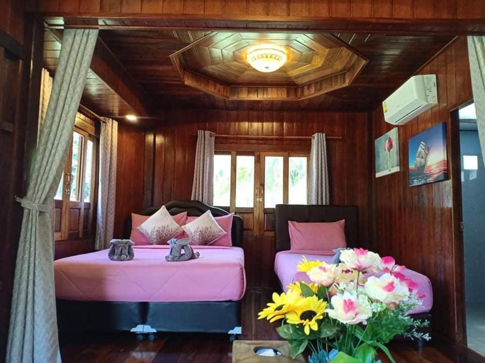 Walk In Homestay Ko Kut Exterior foto