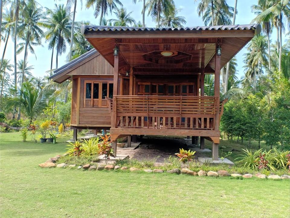 Walk In Homestay Ko Kut Exterior foto