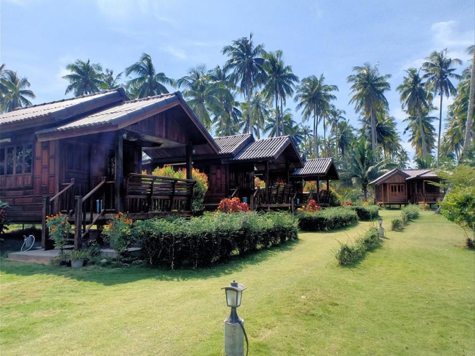 Walk In Homestay Ko Kut Exterior foto