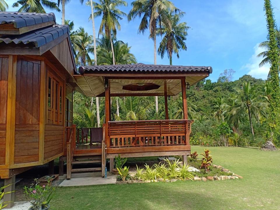 Walk In Homestay Ko Kut Exterior foto