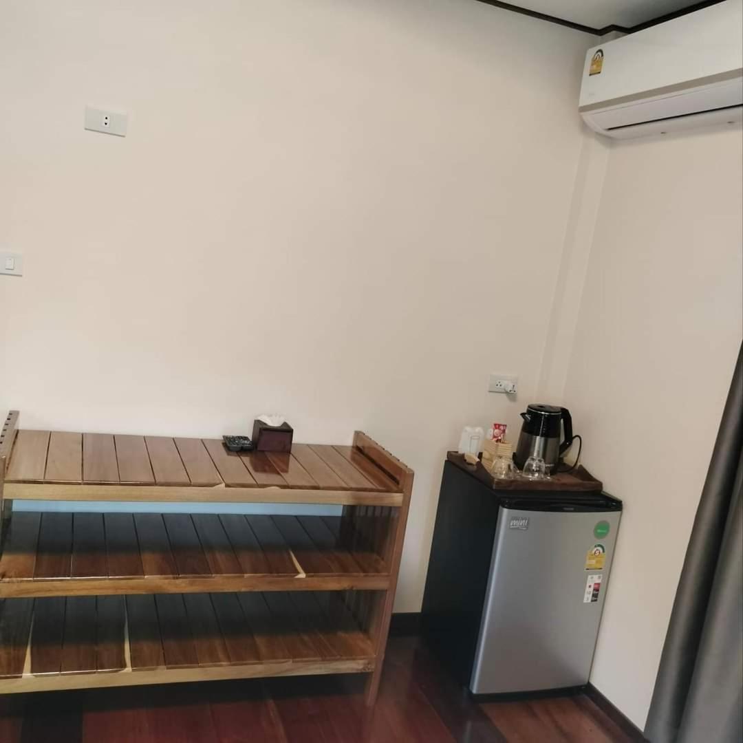 Walk In Homestay Ko Kut Exterior foto